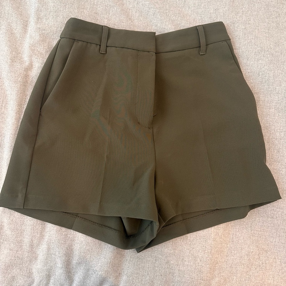 Express Green Shorts Size 2